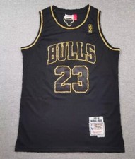 Vintage 90s Bulls-Inspired