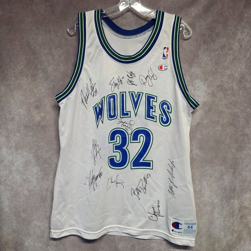Autographed vtg champion - autographed,